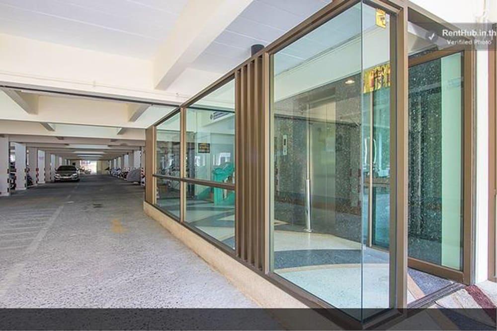 Homeplace Residence Bangkok Extérieur photo